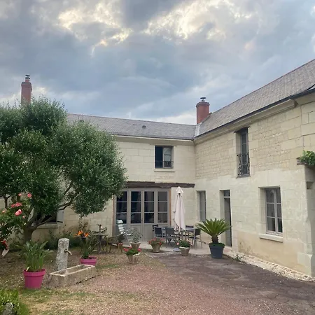 Logis Huit Clos Calme Et Romantique Proche Saumur Le Coudray-Macouard Extérieur photo