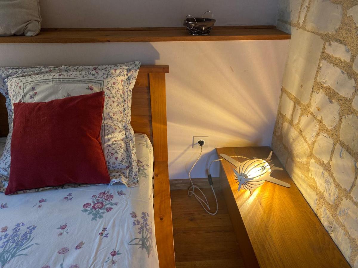 Logis Huit Clos Calme Et Romantique Proche Saumur Ferienhaus *